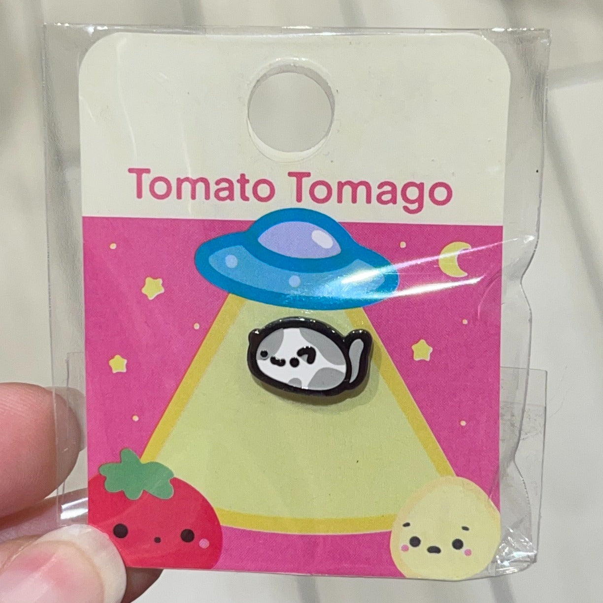 Mochi Cat Gray Spotted Mini Pin