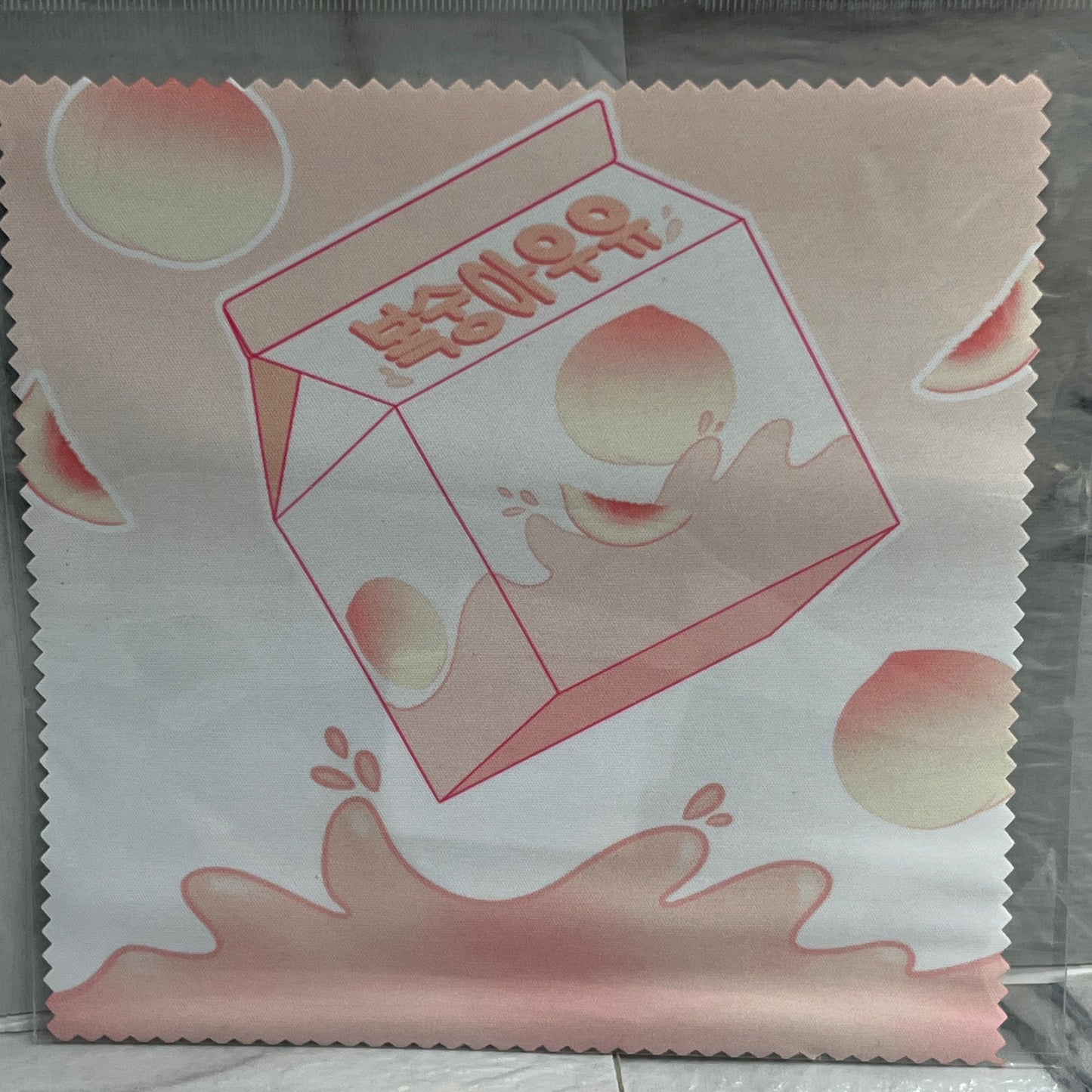 Peach Milk Lens Cloth