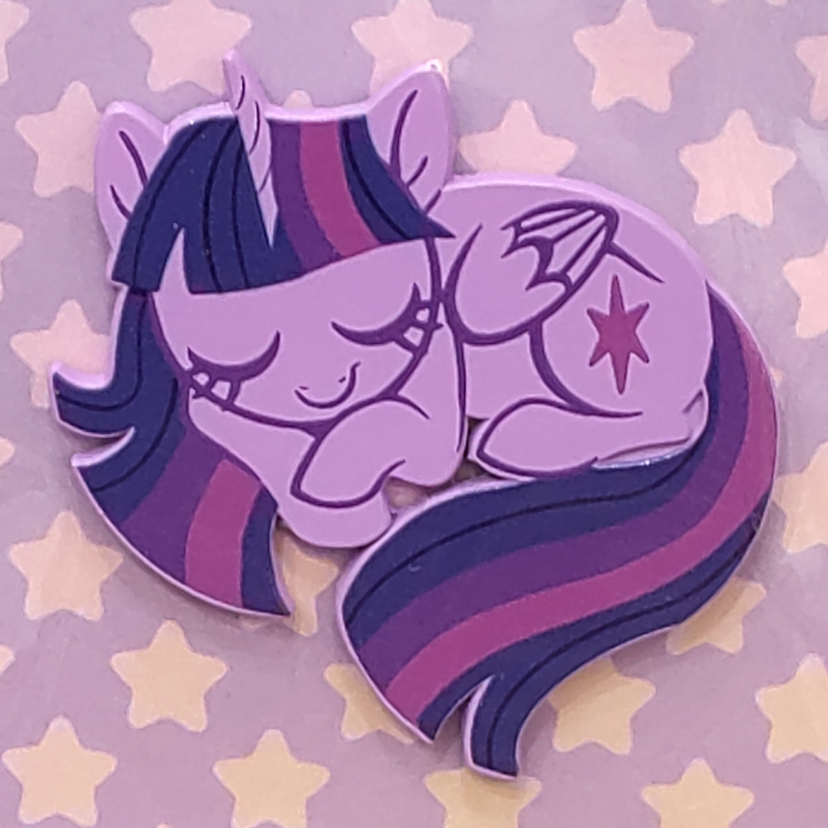 Twilight Resting Pin