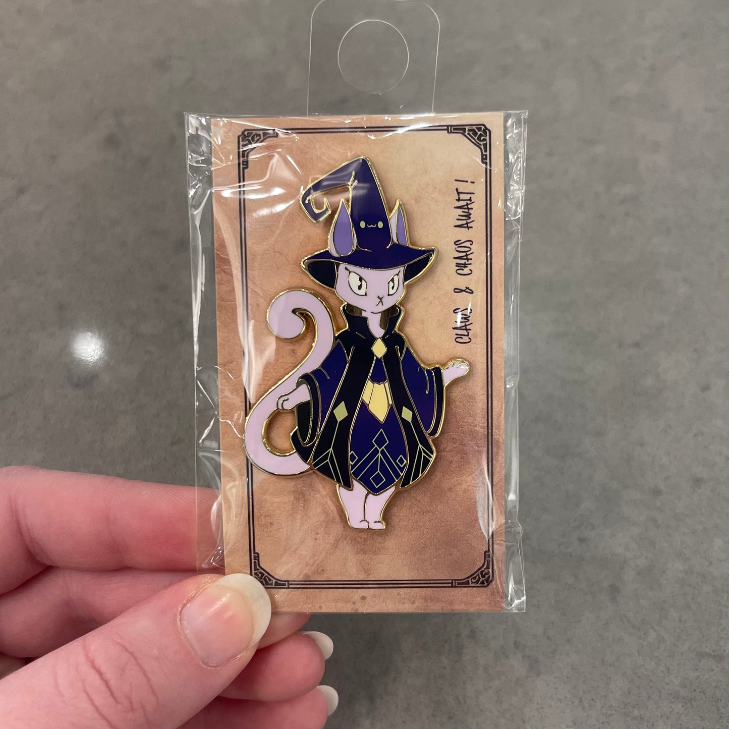 21B - Catalina Enamel Pin