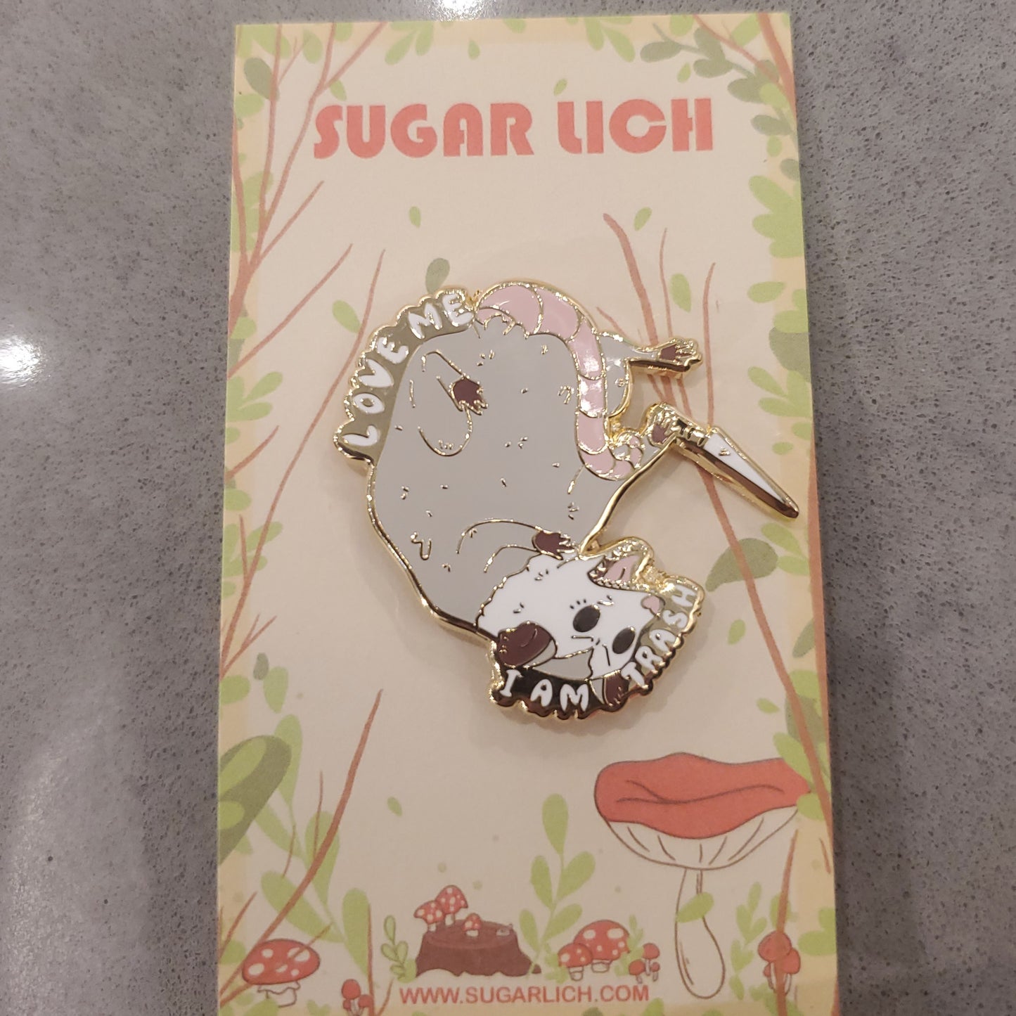 oppossum love me and i am trash