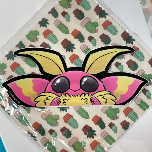 Moth Peeker Pink - Large