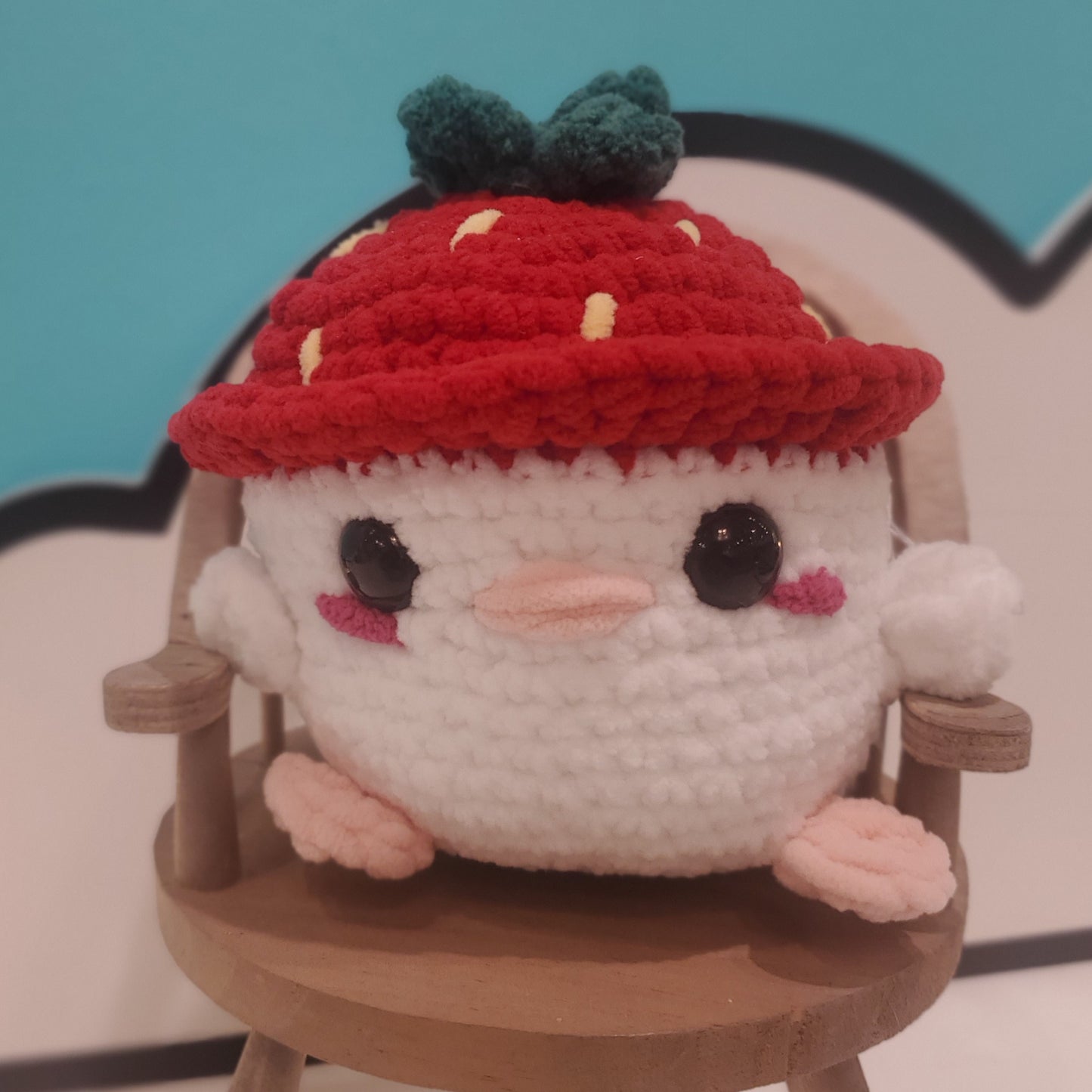 JUMBO Duck with Strawberry Hat