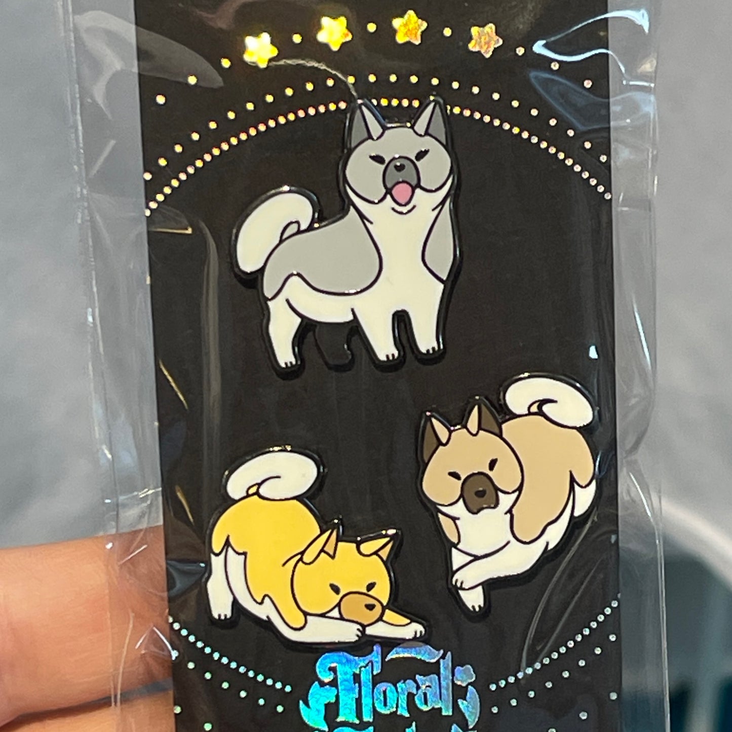 Pin Set Akita